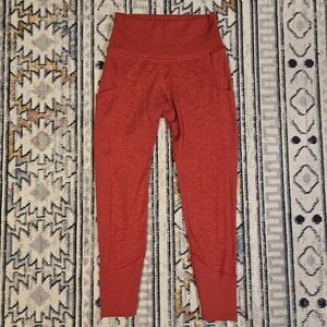 Aerie Medium Cherry Red Leggings